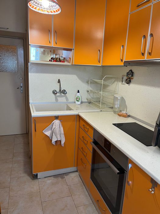 Дава се под наем Тристаен апартамент в Варна, Цветен квартал - 94 кв.м за 548.25 € - Снимка #2