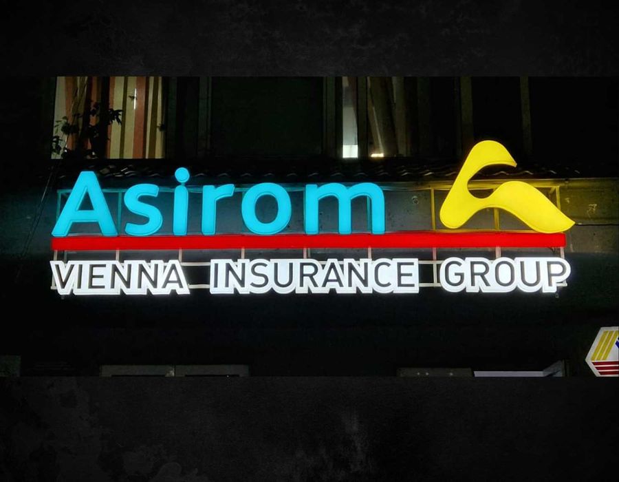 Casete Luminoase, Litere Volumetrice, Totemuri, Colantare Geamuri