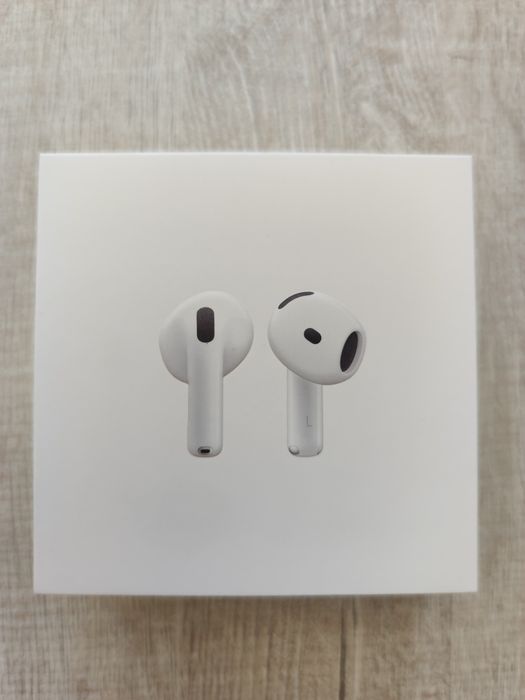НОВИ! Apple AirPods 4 th Generation!