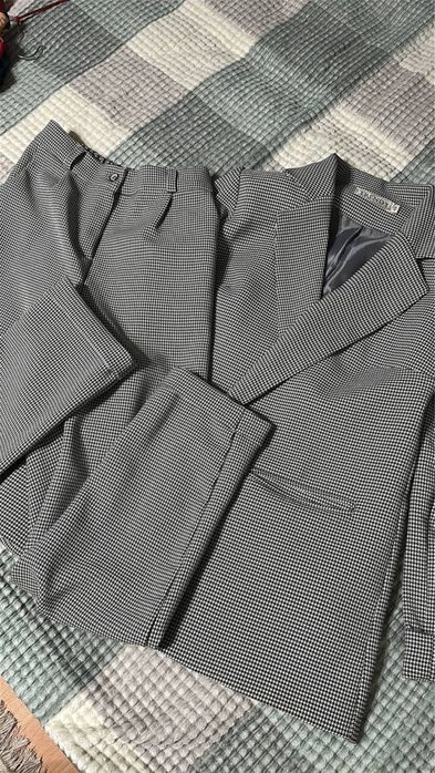 Костюм-двойка для женщин