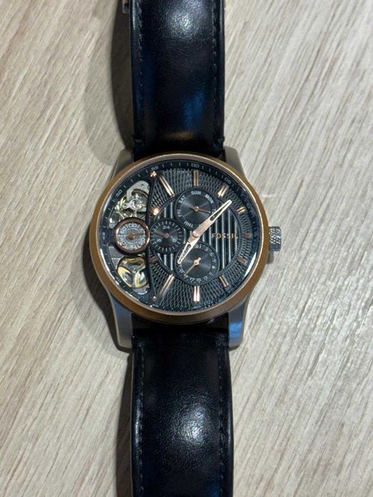 Часовник FOSSIL ME1099