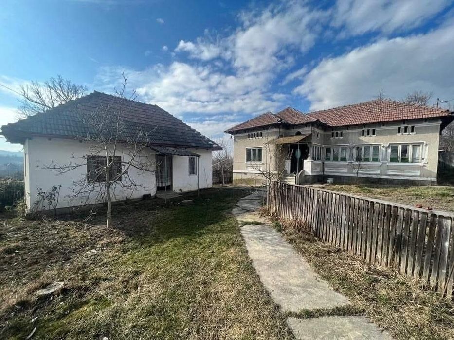 Vand casa in Horezu