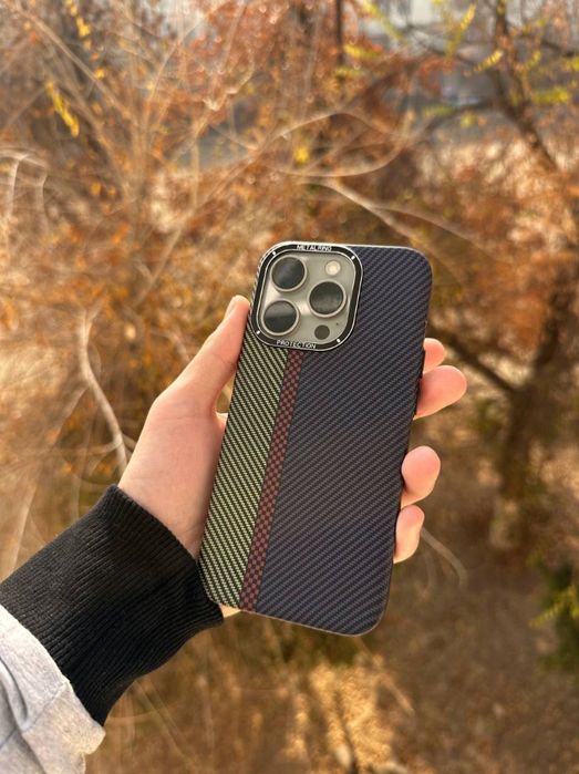 iPhone 15 pro 12/256