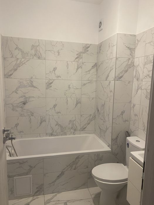 Apartament grand kristal 4 camere foarte spatios