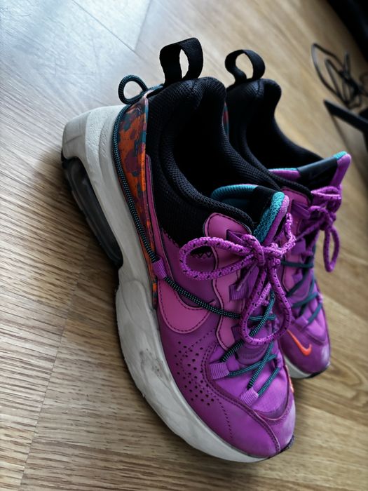 Дамски маратонки Nike