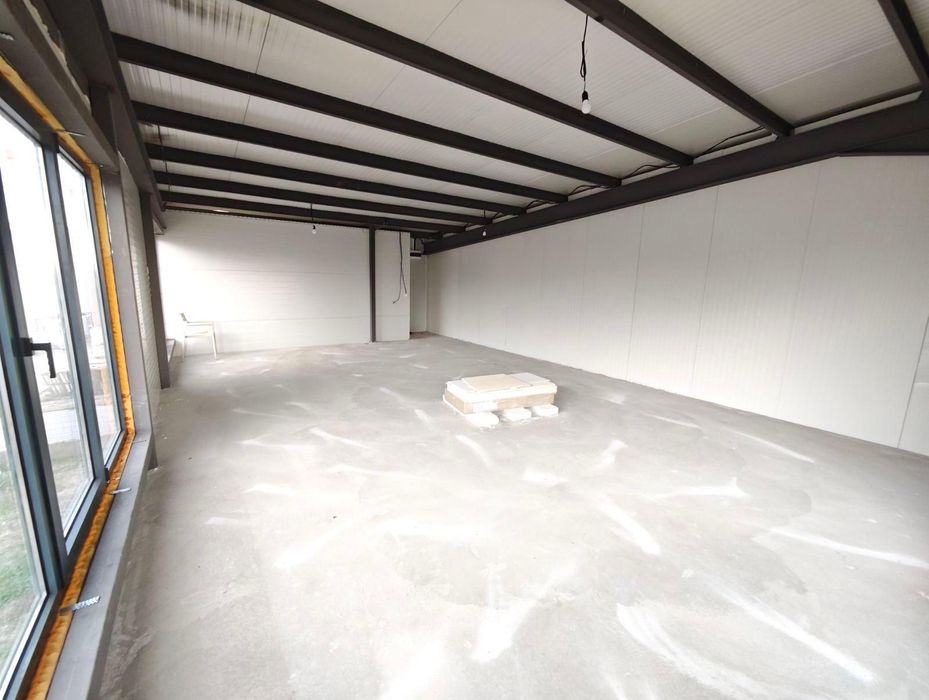 Дава се под наем Хотел в Пловдив, Южен - 450 кв.м за 2393.43 € - Снимка #2