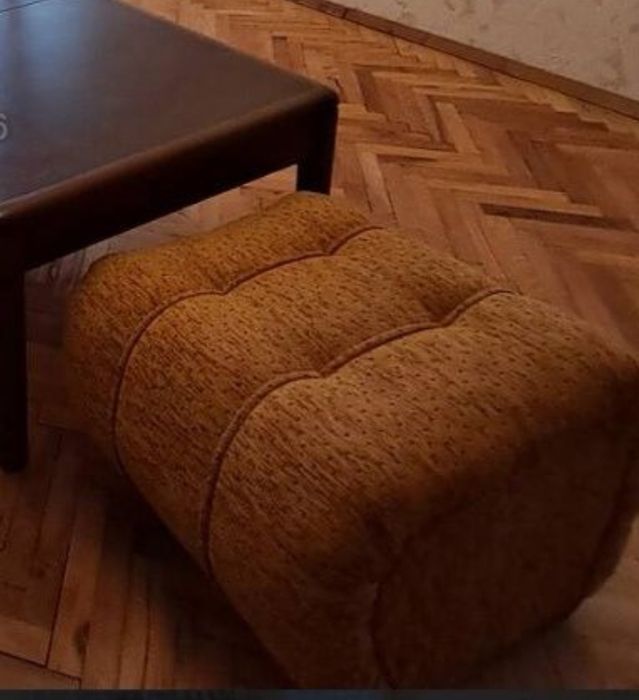 Продавам диван, разтегателен.