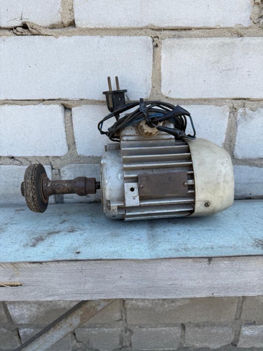 Электродвигатель