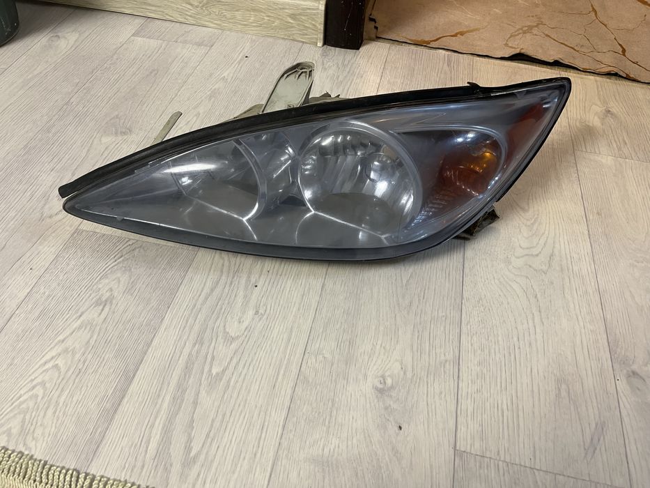 Левый фар Камри 30 Спойлер