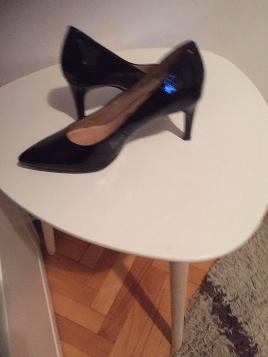 Pantofi stiletto