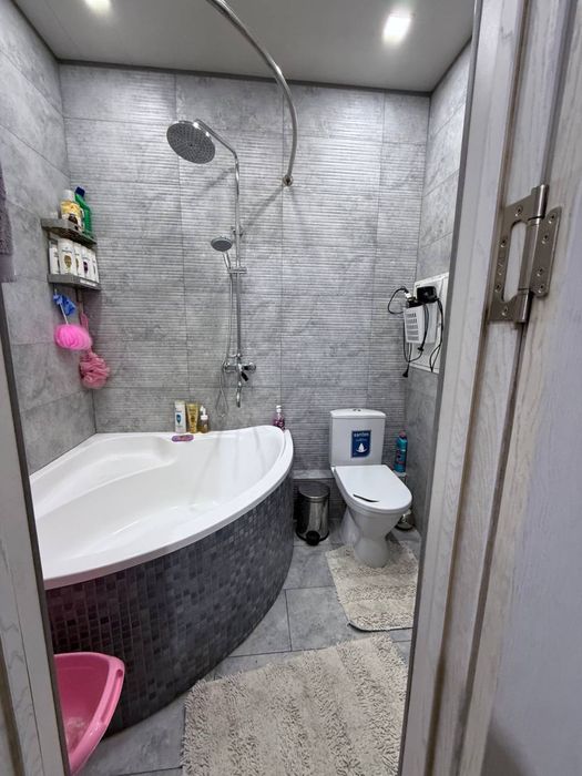 срочна 2 хона сотилади