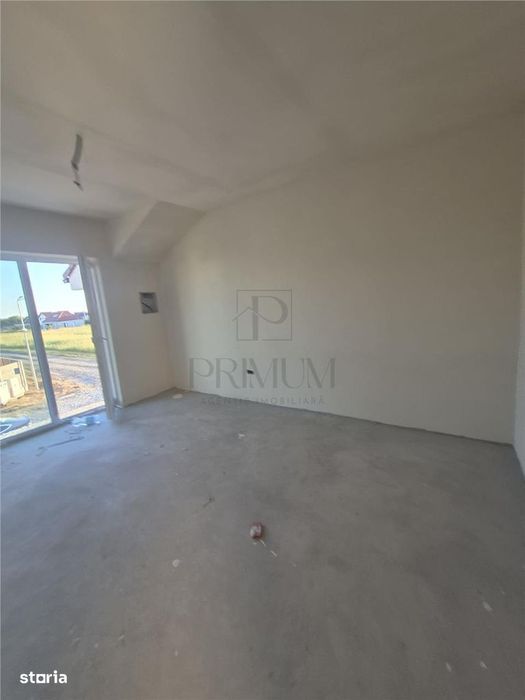 Duplex nou - 3 dormitoare - bucatarie inchisa - zona buna