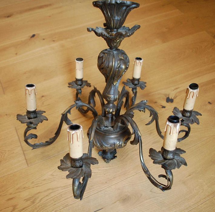 Candelabru bronz masiv, 6 brațe – stil clasic vintage