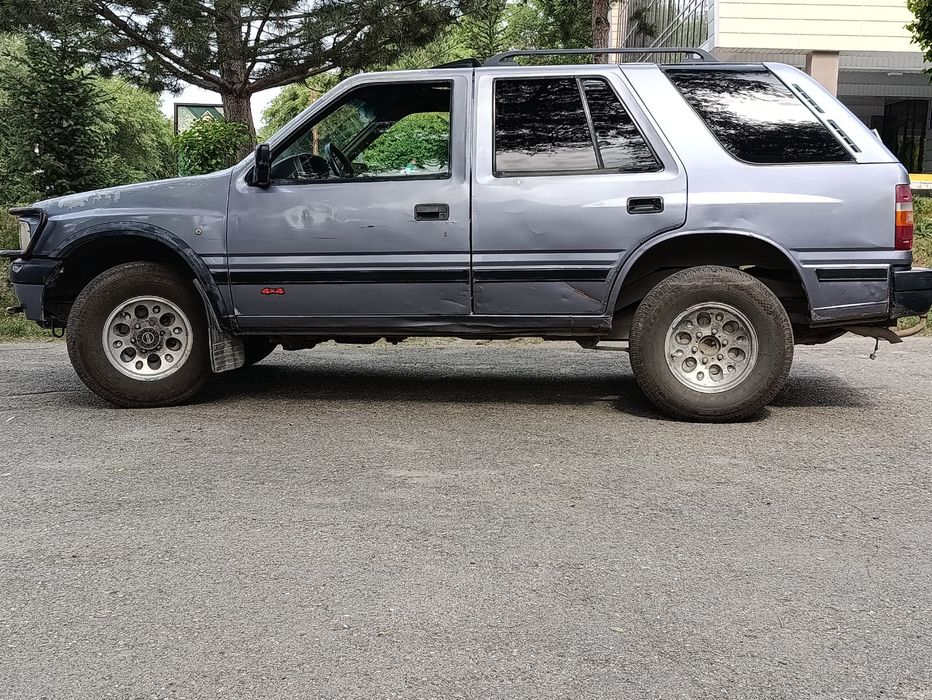 Продам Опель фронтеро А