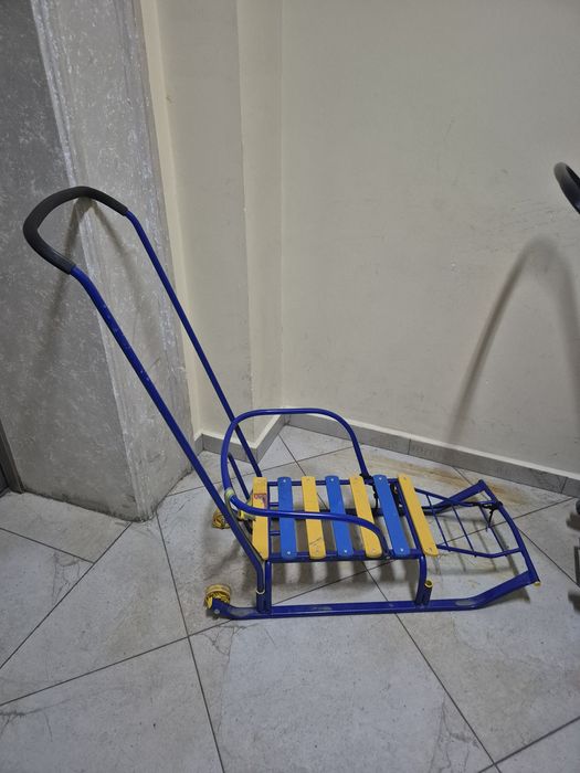 Продам срочно санки