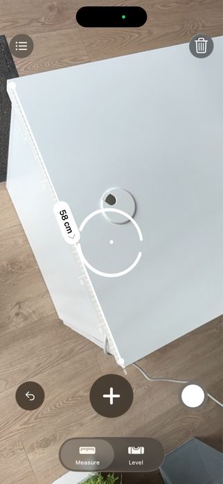 Продавам професионални маси за маникюр + столове – комплект