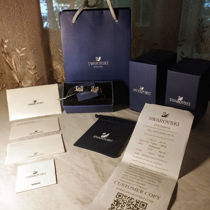 Swarovski "Dancing Swans"