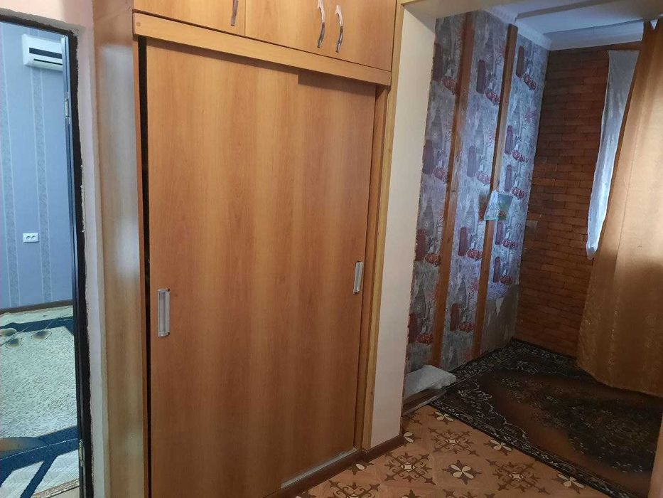 Своя. Чистая квартира с огородиком на 1-м этаже около метро Юнусабад.