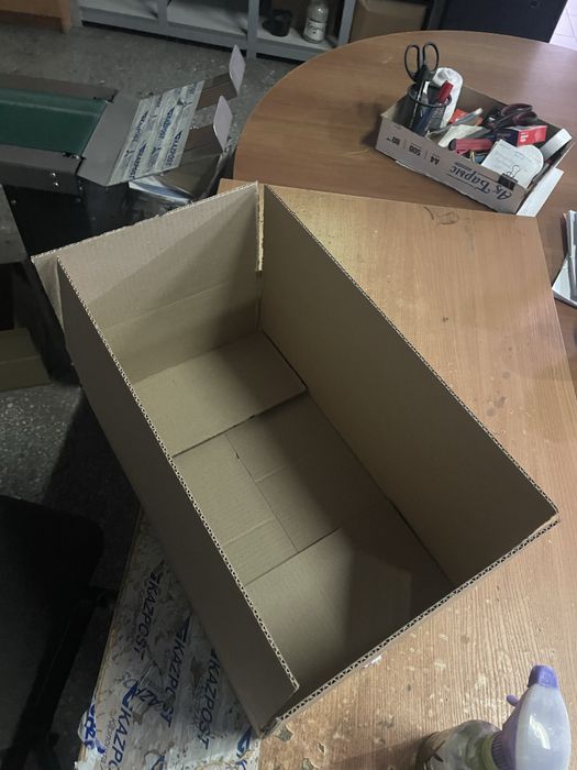 Картонные коробки