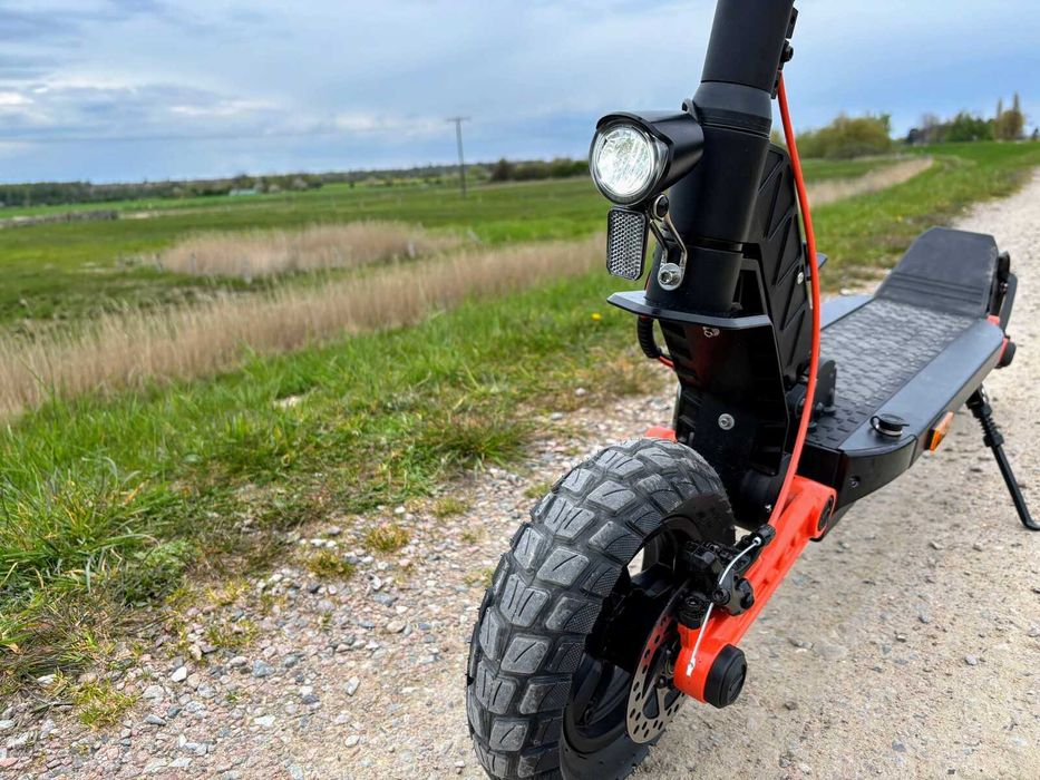 Електрическа тротинетка JOYOR S5-Z, 600W 48V 13Ah