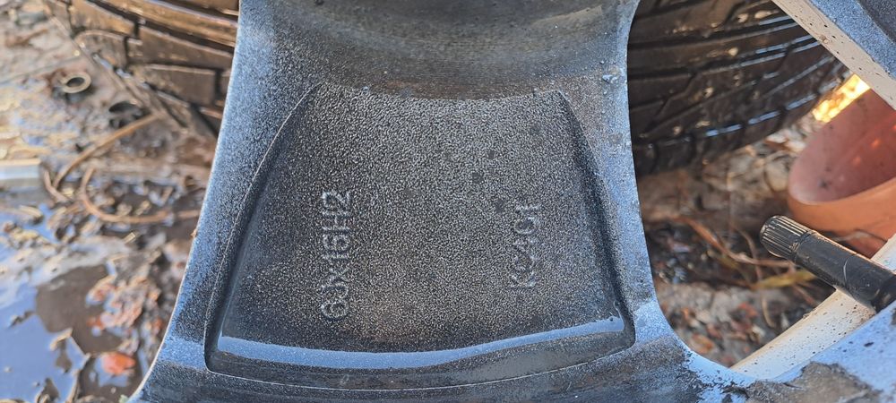 Продам диски с резиной