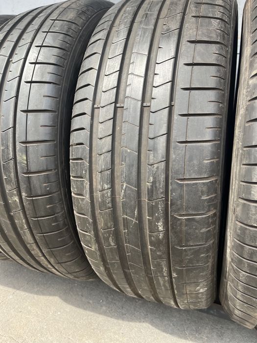 4 бр. летни гуми 255/55/19 Pirelli 6-6,5 mm DOT 5218
