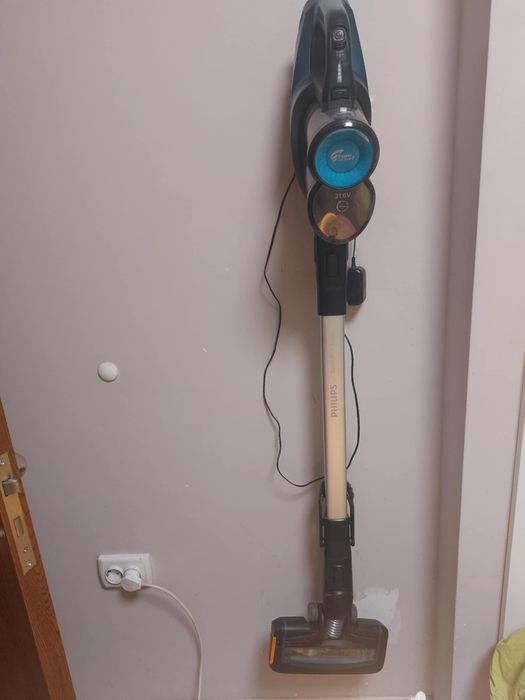 Прахосмукачка Philips power cyclone 7 aqua pro