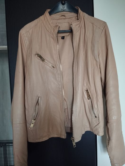 Bershka яке естествена кож