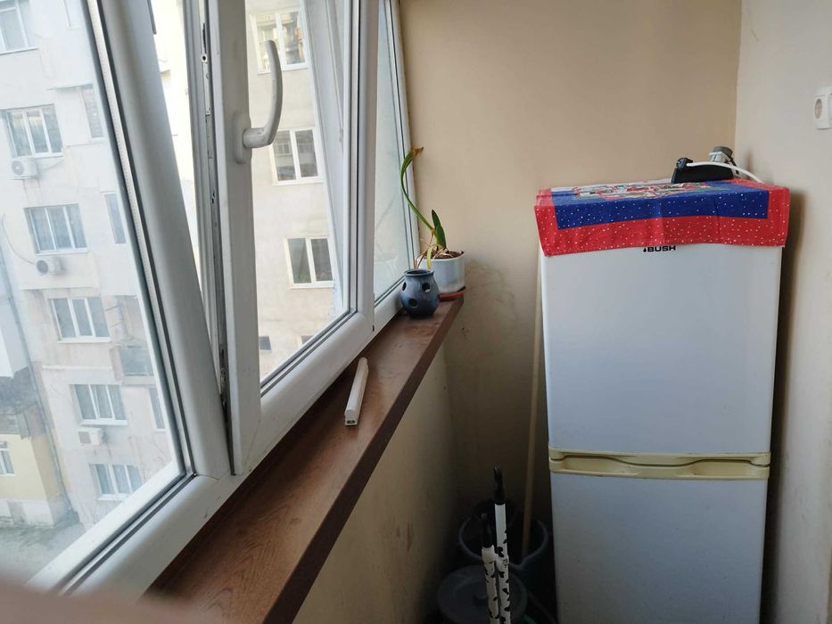 Гарсониера Възраждане 3 - хол и голяма кухня