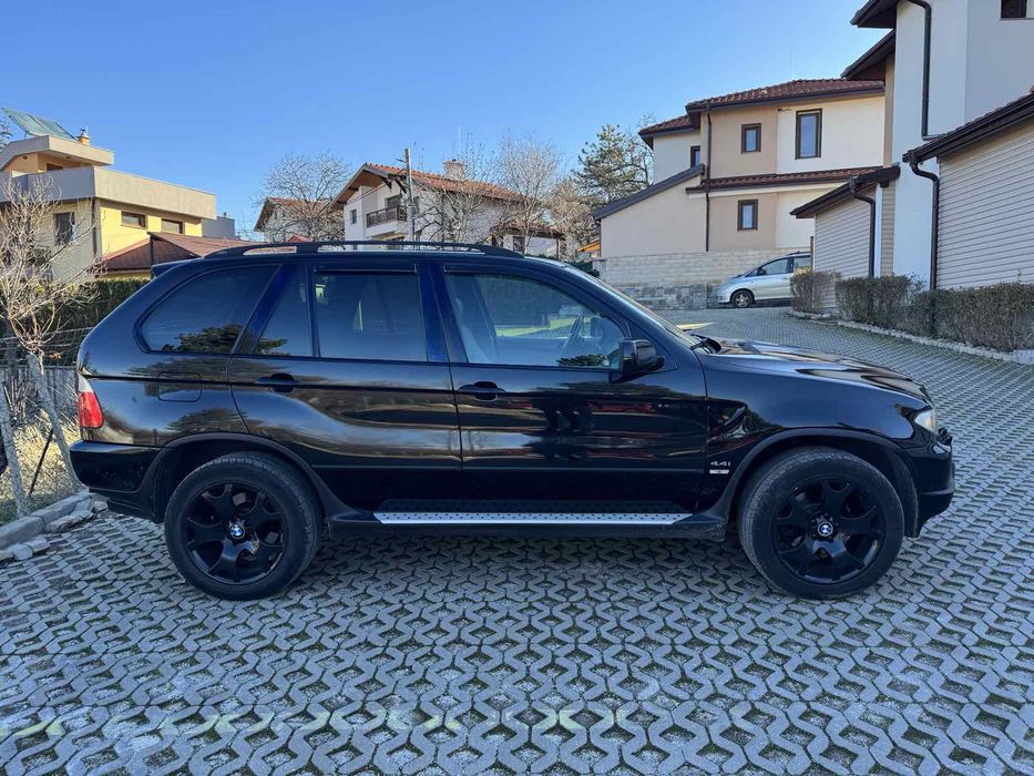 Продавам фес 4.4i 320к.с 2004г