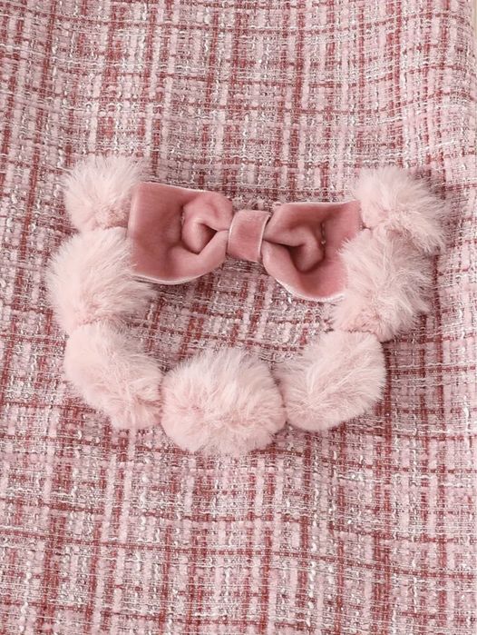 Рокля с пухчета 2-3 г последна