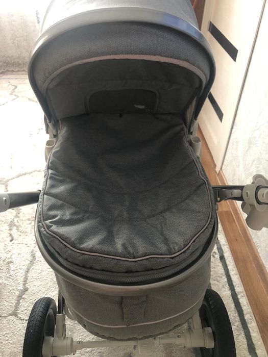 Детская коляска трансформер новая