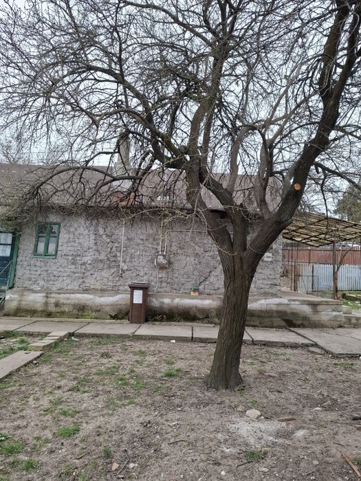 De vanzare teren+constructie