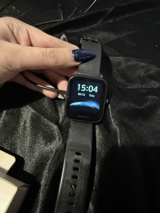 Смарт часовник amazfit