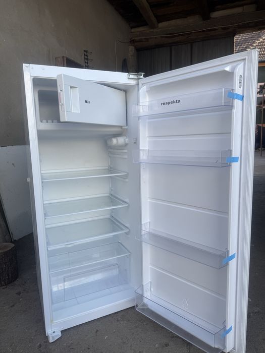 Frigider cu Congelator ca nou marca Germană650 lei Ofer Transport Grat