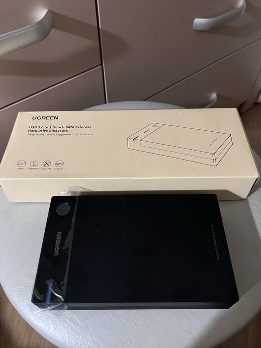 Cutie hard extern universal + HDD de 1 TB