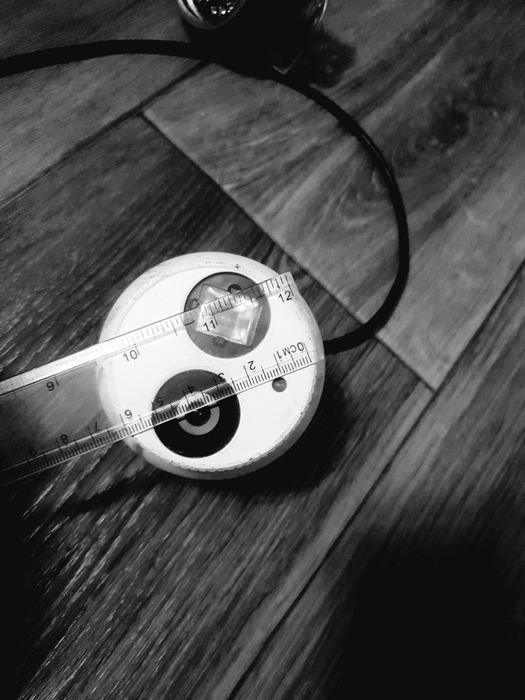 Продаются аналоговые камеры.белая 100 серебристая 100