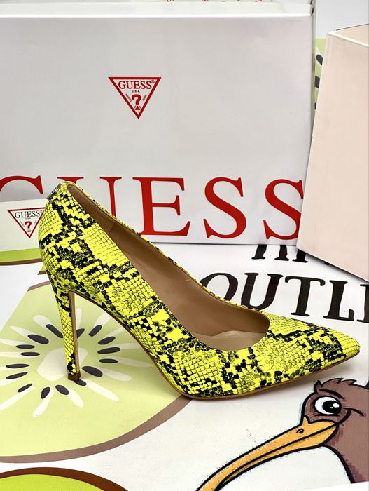 Оригинални обувки на ток GUESS  37,38,39,40,41
