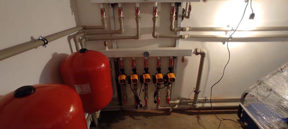 Сантехник,стаж работы 18 лет