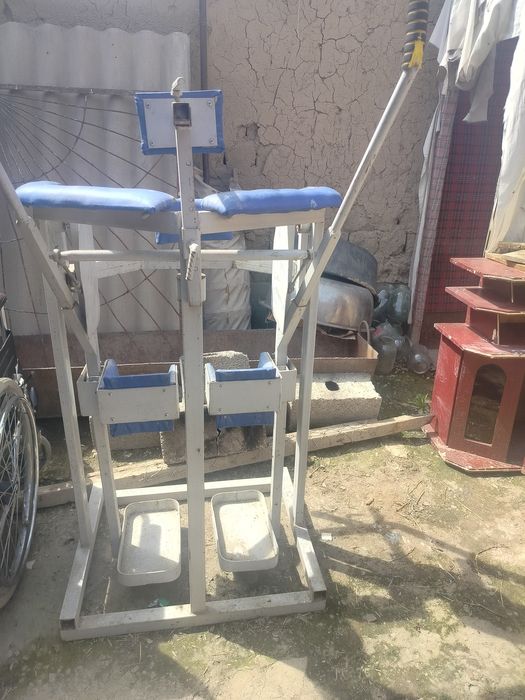 Продам аппарат для инсультков для ходьбы