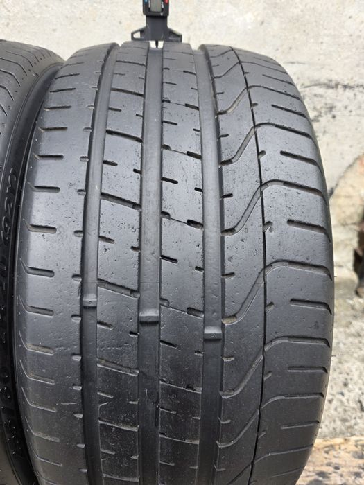 Vând două anvelope de vara pirelli p zero  255 30 20 dot 0824