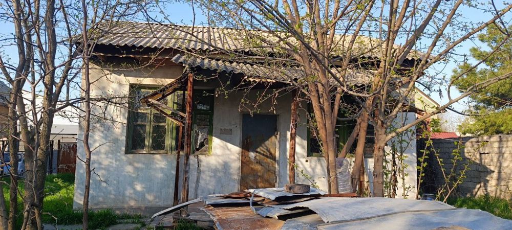 Zangi ota, Urtaovul hovli sotiladi, 6 sotix, 3 hona