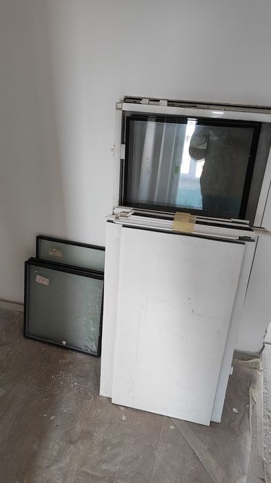 Termopan Rehau 158 x 263 cu fereastra oscilobatanta și plasa insecte