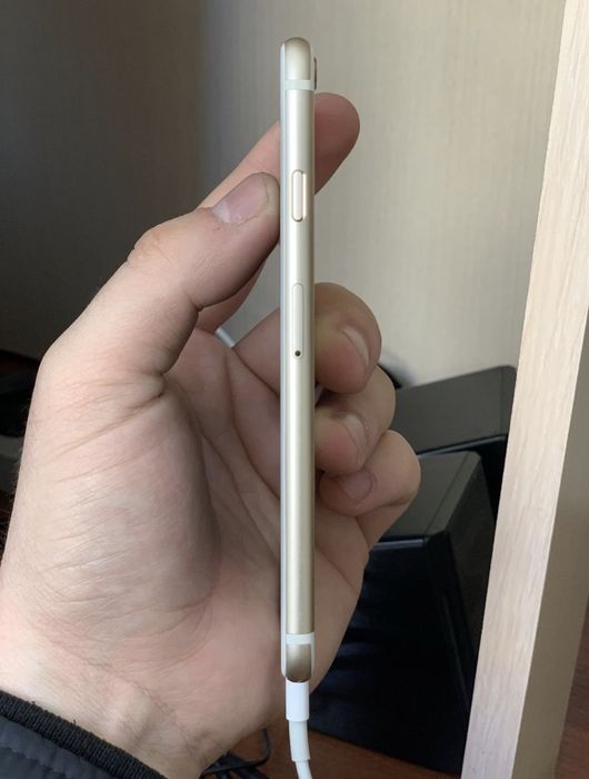 Телефон в хорошем состояние