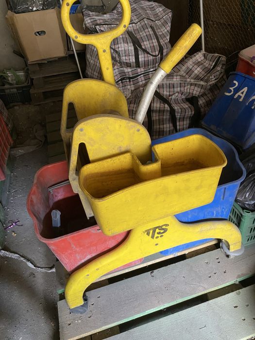 Тележки уборочные 2-х ведерные с отжимом, одноведерные,отжимы.