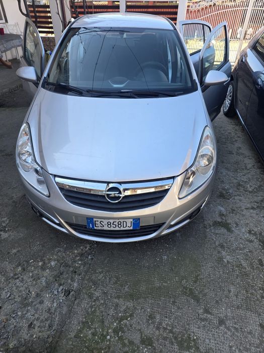 Vand Opel Corsa 2010, 1.2 benzina