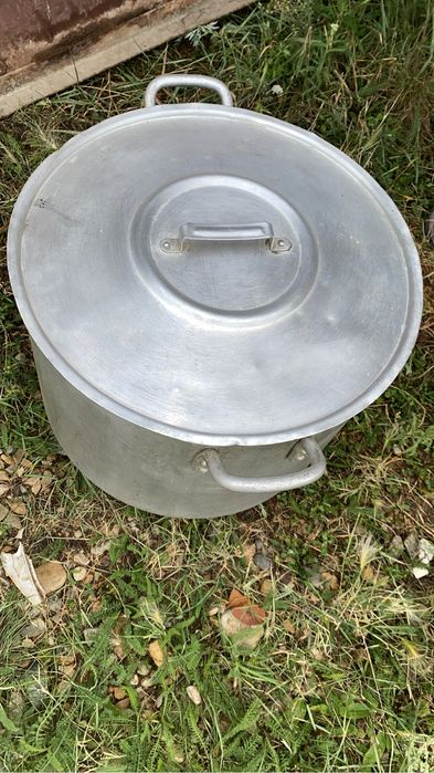Продам кастрюлю аллиминиевую