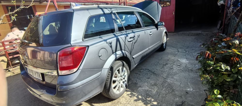 Vând Opel Astra h 2006 luna 12