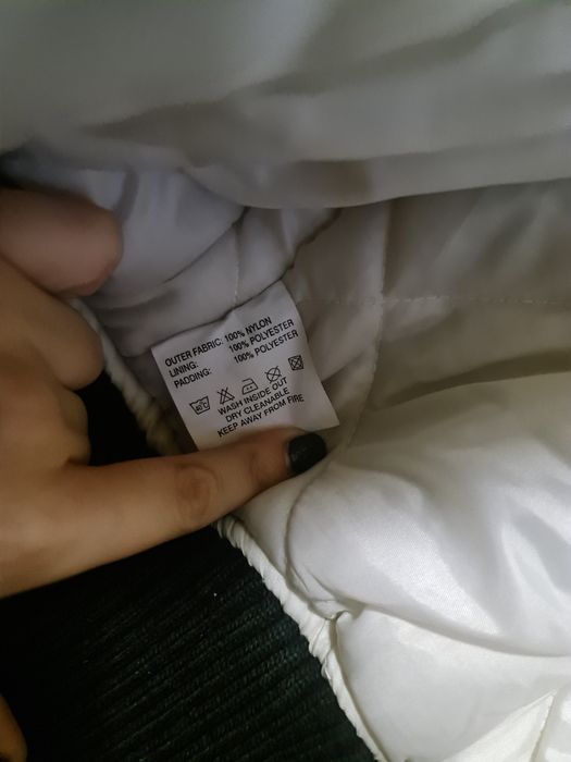 Дамско зимно яке Guess Jeans