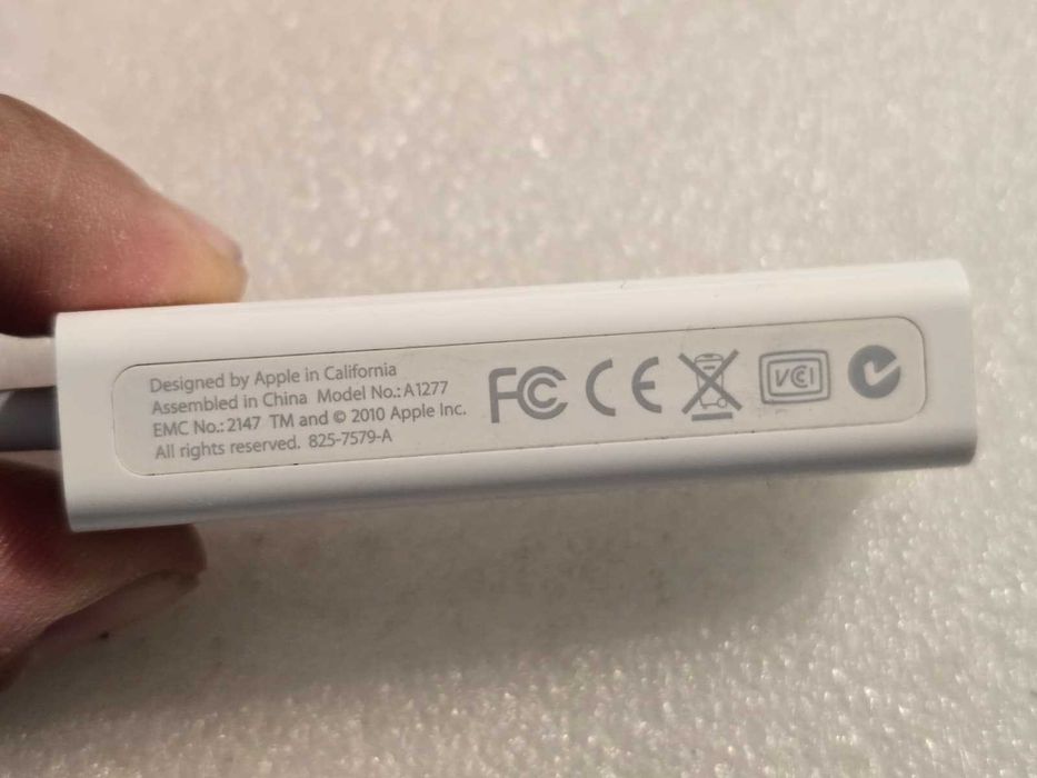 Placa de retea Apple USB la Gigabit Ethernet USB- RJ45 model: A1277